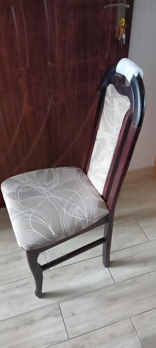 Krzesła  8 sztuk
