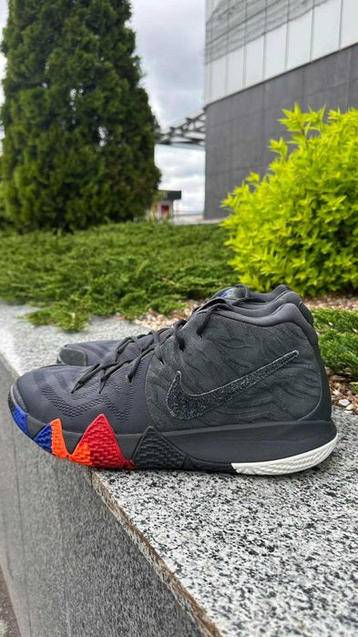 nike kyrie 4 - купити чоловічі кросівки - Ціна на OLX.ua