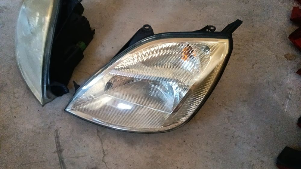 Ótica Ford fiesta óptica 2003 farol original
