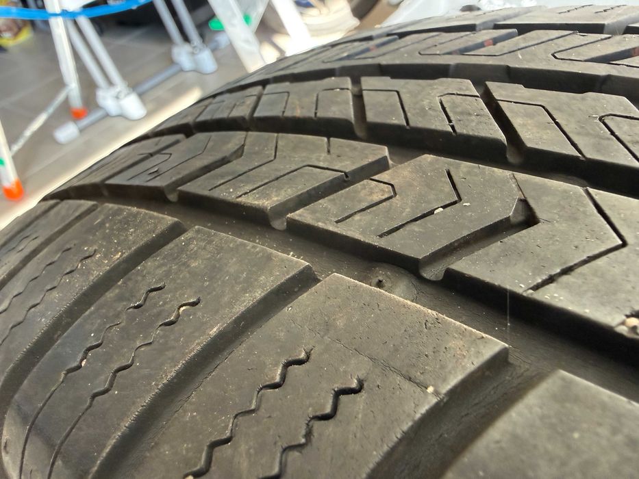 2 sztuki opony Road Hugger GTP A/5 M+S dot0521    225/50 R17