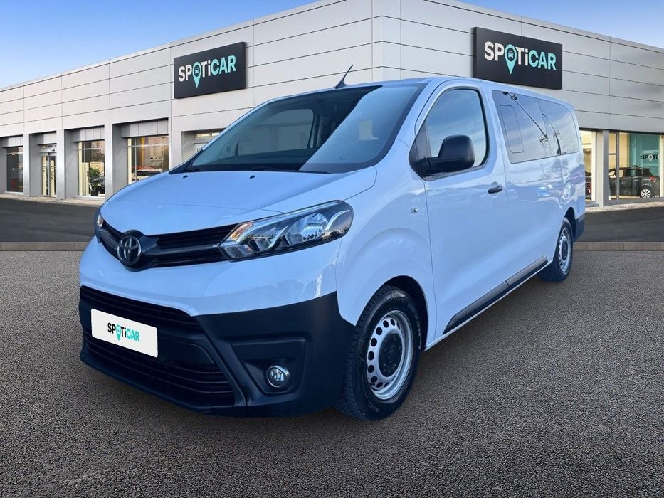 Toyota ProAce Kombi 2.0 D-4D Medium 2,8t