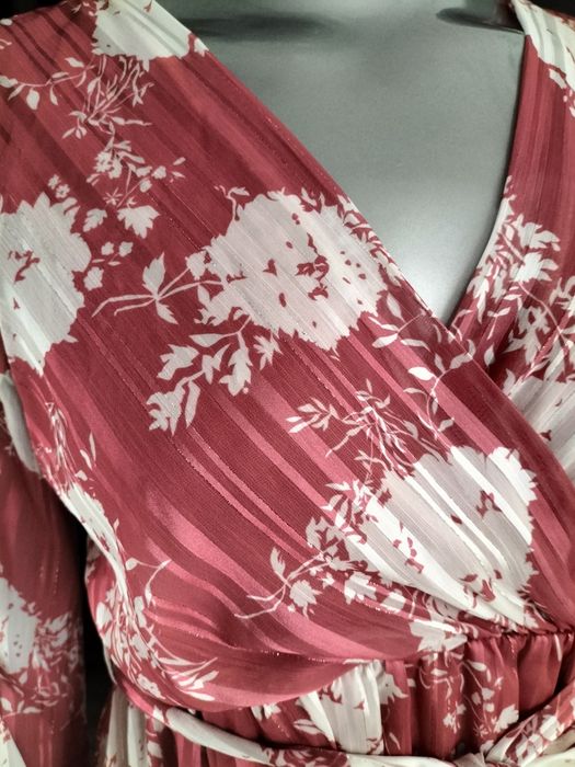 Sukienka New Collection
