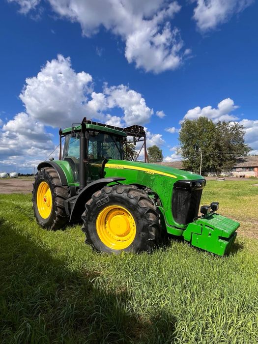 трактор John Deere 8420