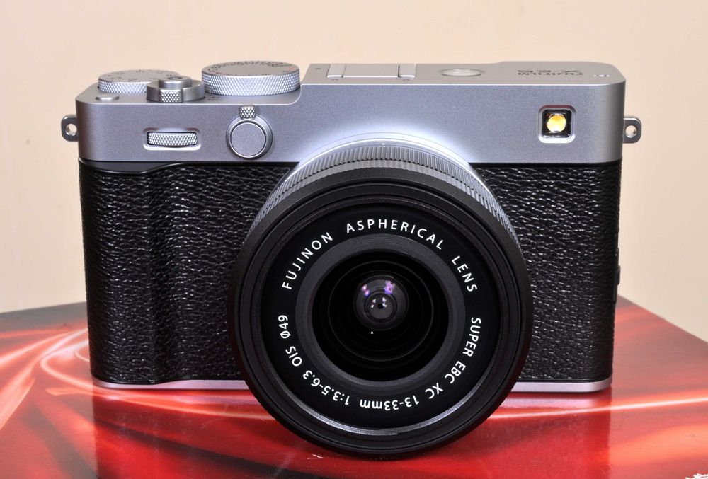 Fuji X-E5 + Fuji Xc 13x33 OIS, NOVO. Fatura e garantia 3 anos.