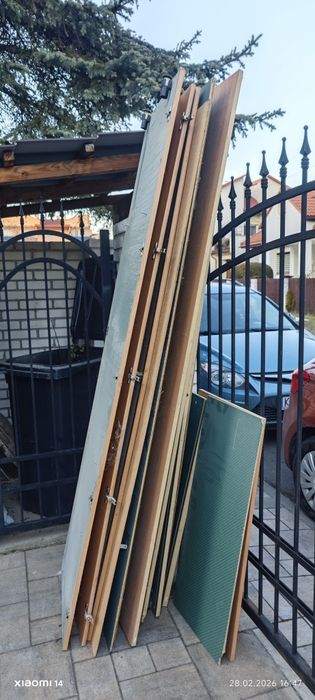 Płyty wiórowe po szafce