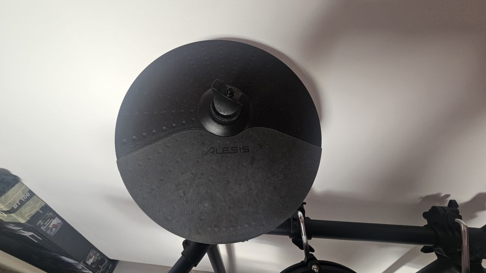 Bateria eletrónica Alesis