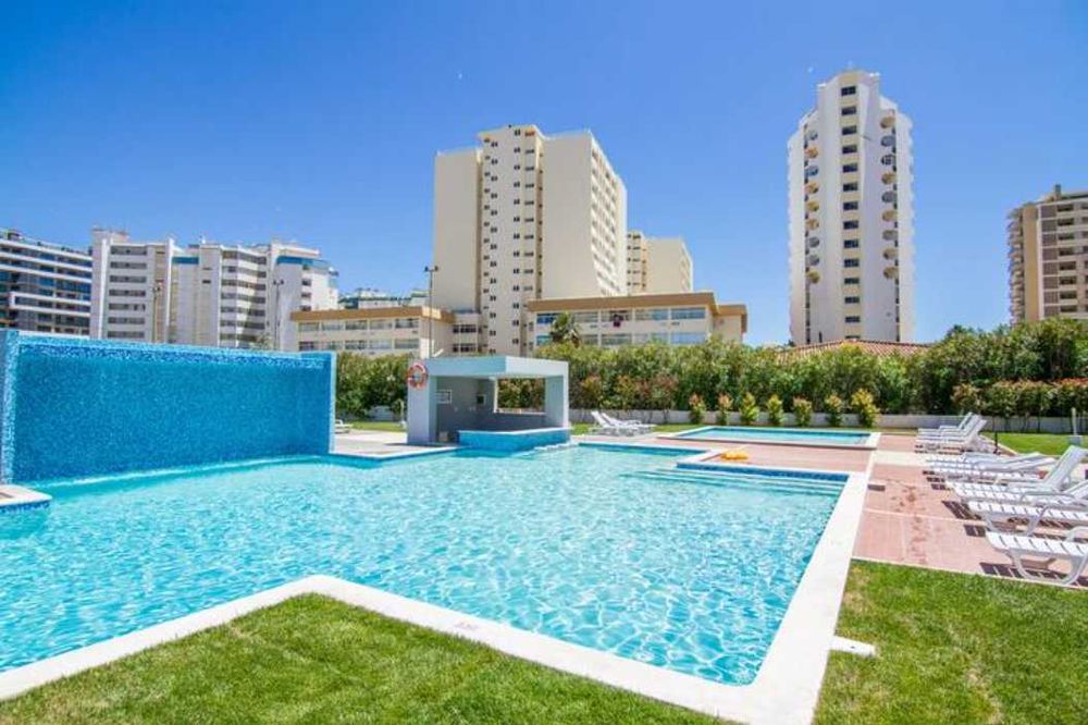 T1 a 100m da Praia da Rocha ,Piscina e Estacionamento