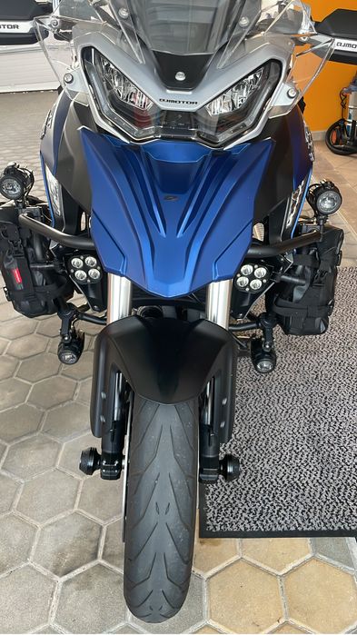 Moto Qj motor srt 800