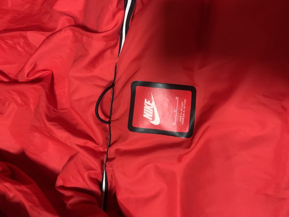 Nike пуховик Женский оригинал