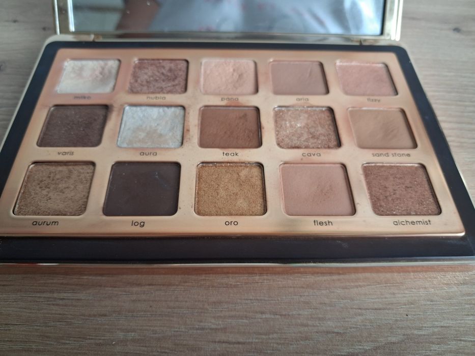 Natasha denona paleta cieni Golden