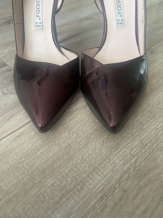 Туфлі шкіра класичні лакові bravo moda