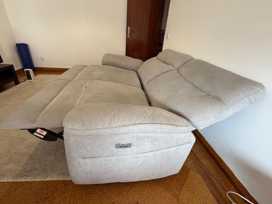 BREE 2 seater electric reclining sofa, light gray