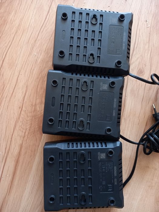 Зарядне зарядка Bosch 12 14.4 18 Бош акумулятор блок бош