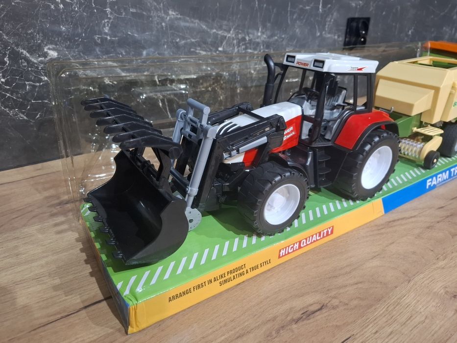 Traktor z Dwoma Przyczepami i Pługiem - Duży Zestaw Farma ROLNIK