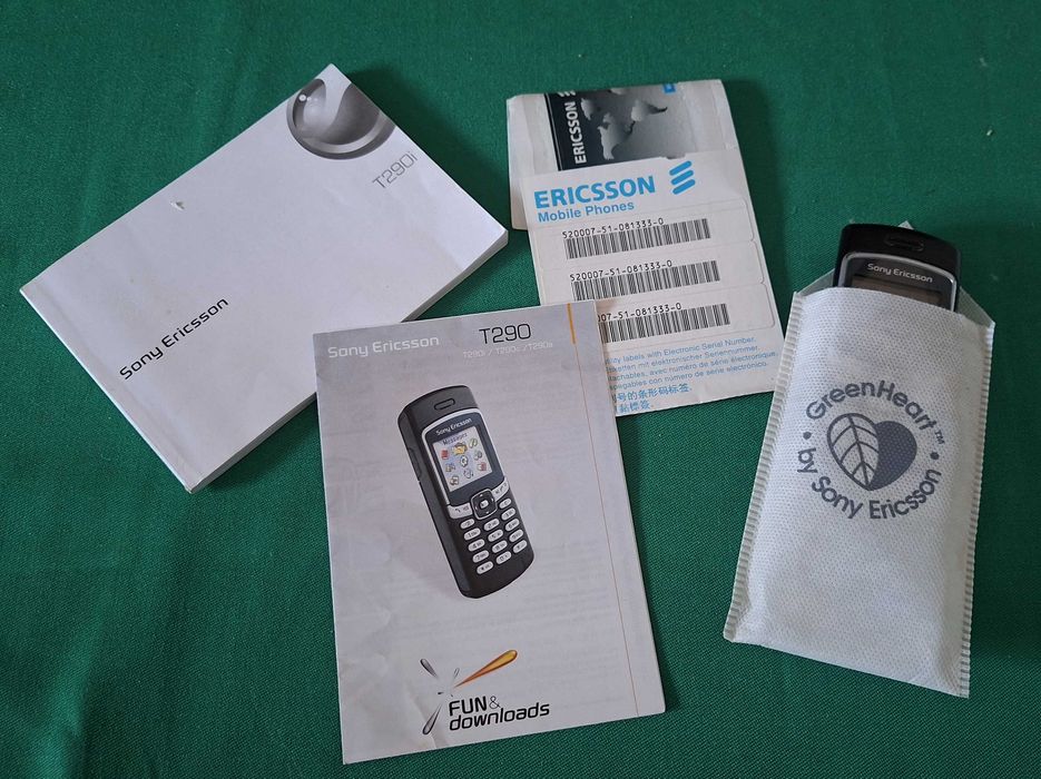 Sony Ericsson T290i + Manuais - Telemovel vintage não funcional