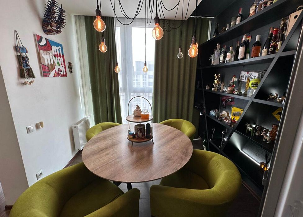 Стильна 2-к квартира 70 м² ЖК Позняки 4-А