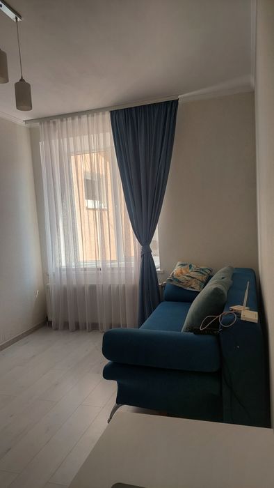 Продам 2-кімнатну квартиру. Вул.Коцюбинського,50.