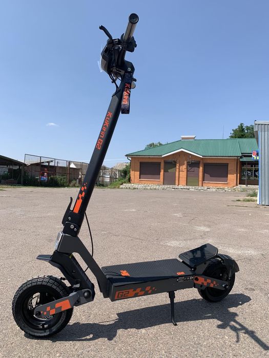 Електросамокат Kukirin G2