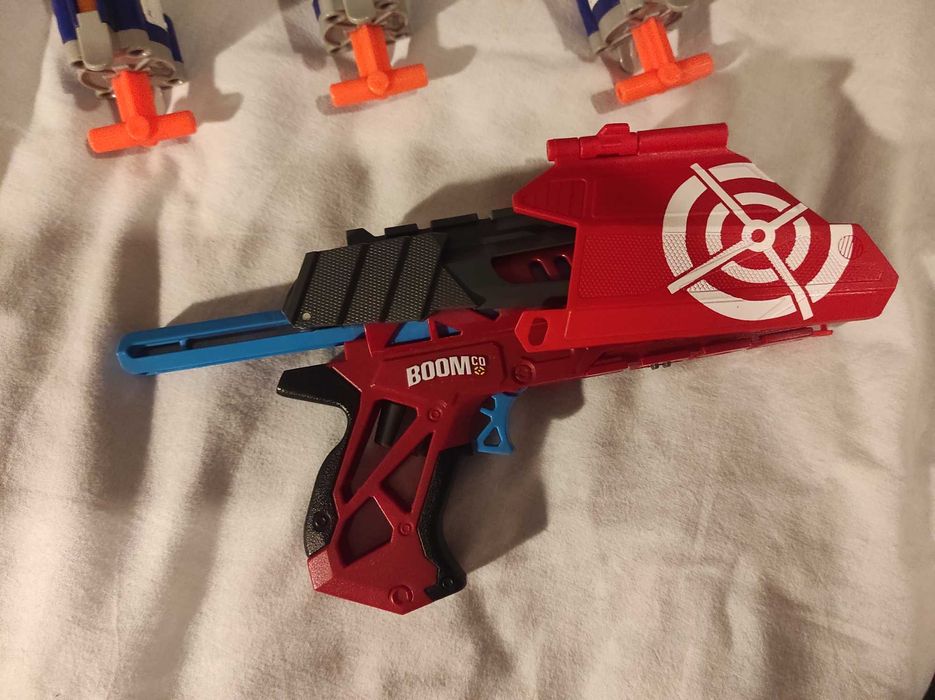 Lançador de dardos NERF