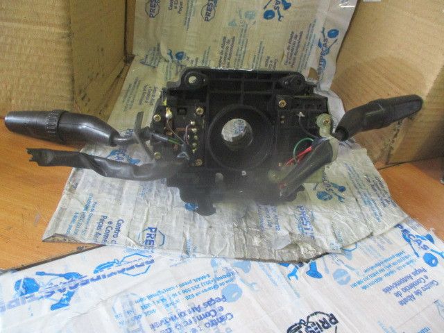 Conjunto / manetes de luzes e limpa vidros HYUNDAI H100 Combi (P)