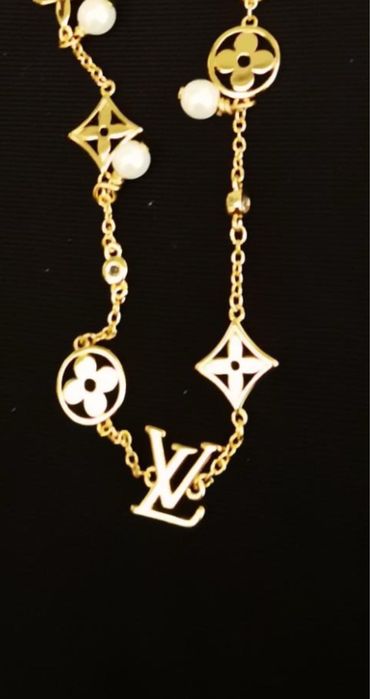 Złoty Naszyjnik z logo LV