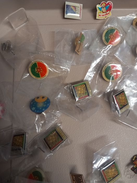 Coleção de pins portugueses