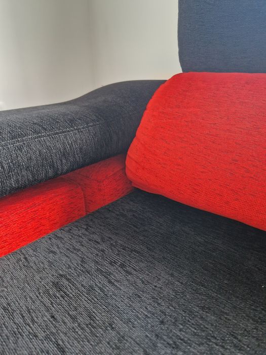 Sofá com chaise longue