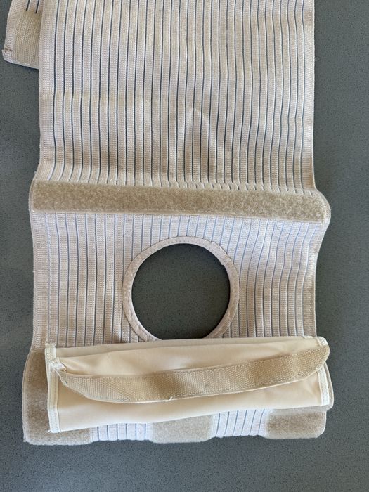 Stomijny pas brzuszny