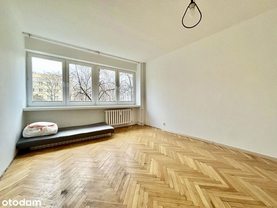 Przestronna kawalerka z opcją wydzielenia sypialni | Metro Pl. Wilsona