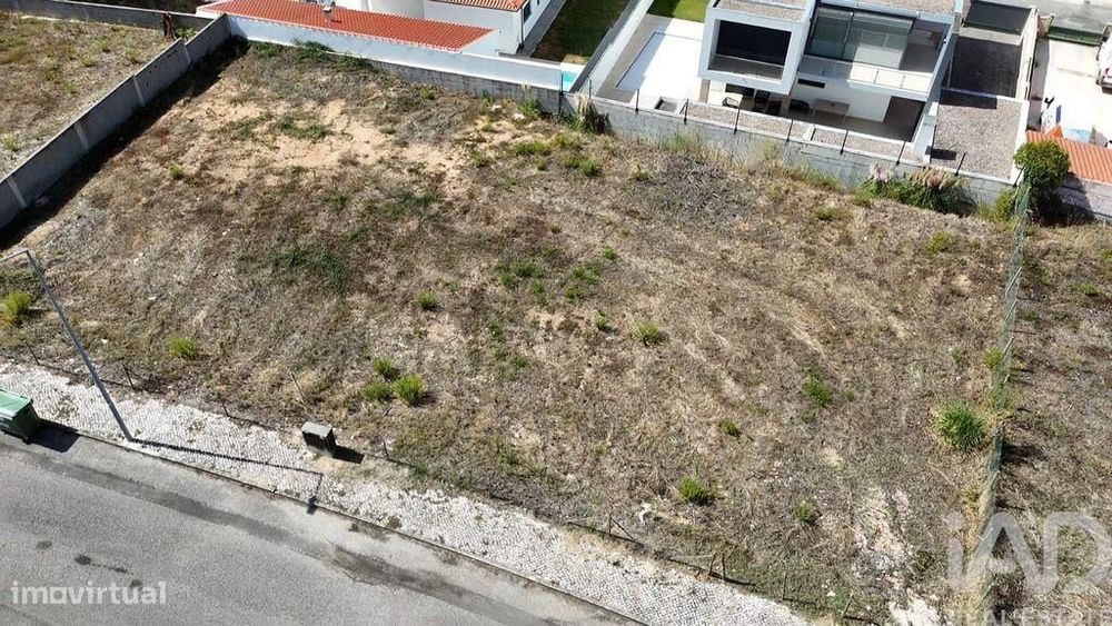 Terreno em Rio Maior de 240,00 m2