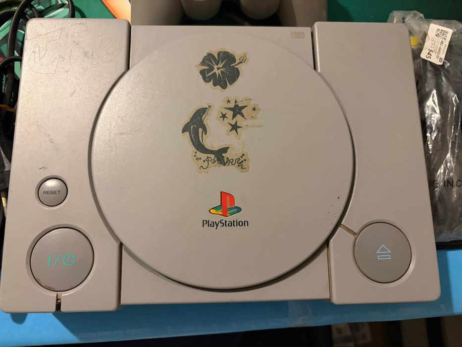 PlayStation 1 com comando