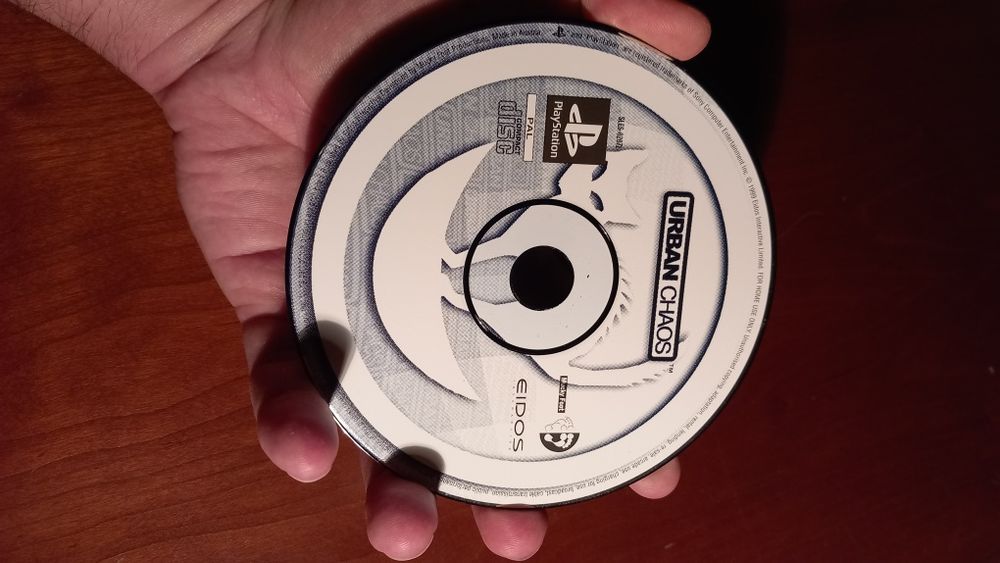Urban Chaos PS1 - Apenas Disco