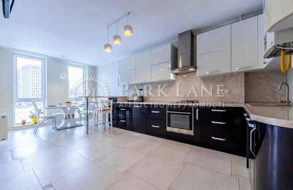 3 кімнатна, вул. Алімпія Галика (Малоземельна) 75 Г  ЖК «Рів’єра»