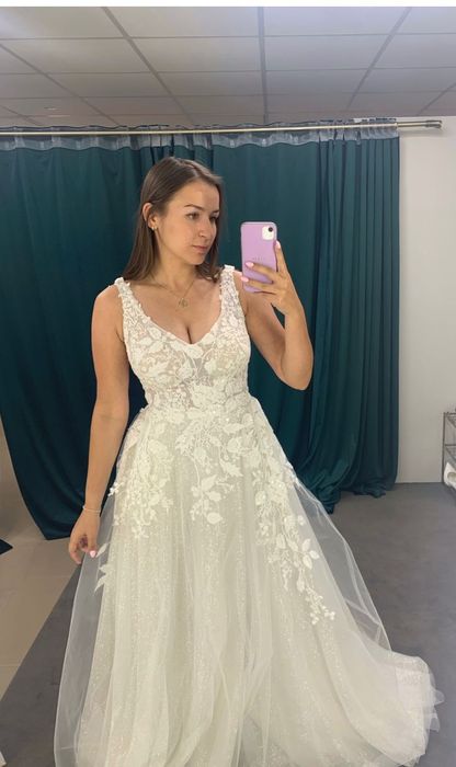 Suknia ślubna Melrose Bridal Lisa 2023 błyszcząca 38 M rozporek