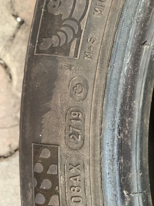 Продам покоишку 215 55 17