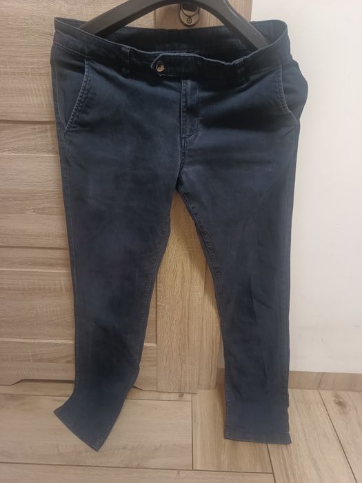 Męskie klasyczne materiałowe granatowe spodnie chinosy Smart casual