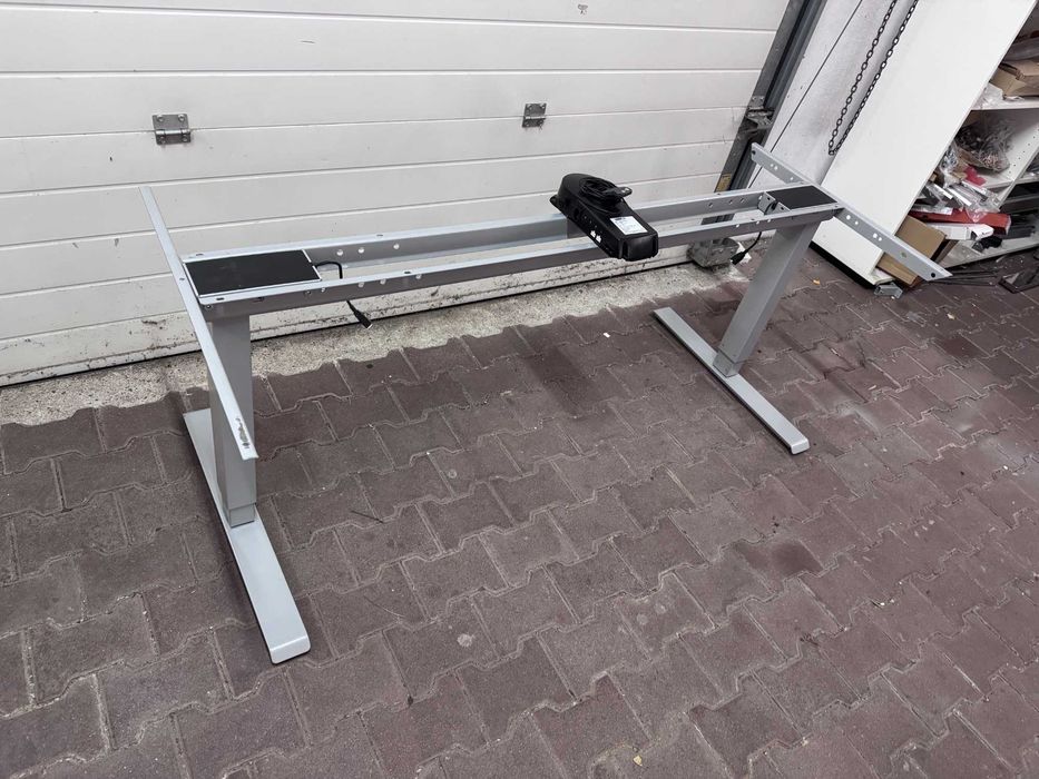 Stelaż z elektryczną regulacją wysokości Linak Dania