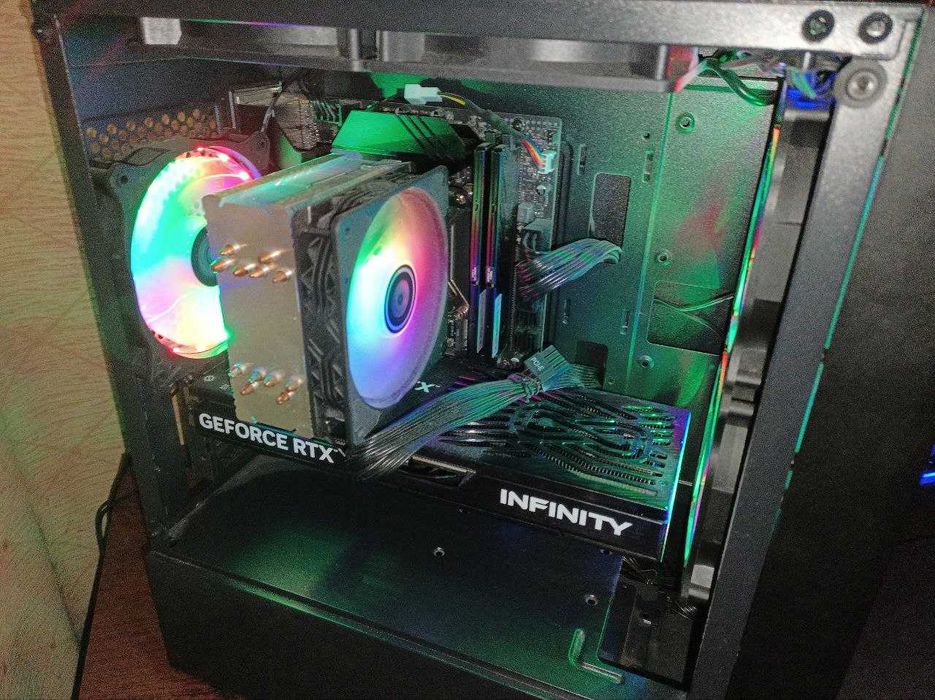 Продам ПК на базе I5 12400f+32 гб ddr4 +1Tb БЕЗ ВИДЕОКАРТЫ +Торг!