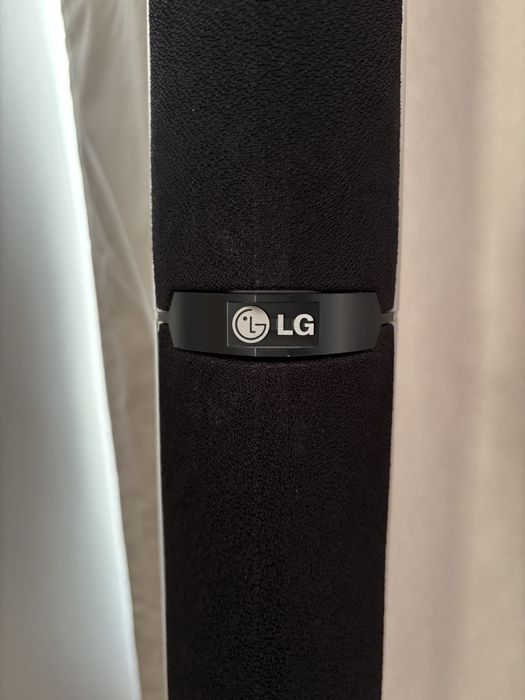 Zestaw Głośników LG- 4kolumny, subwoofer, jednostka sterująca