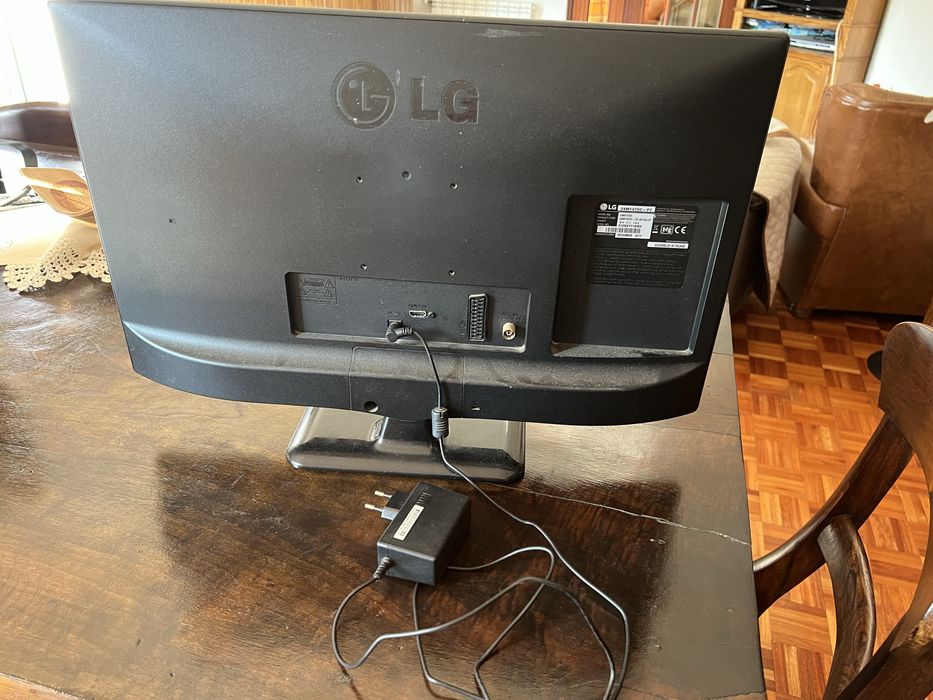 Televisão LG 24mt47dc