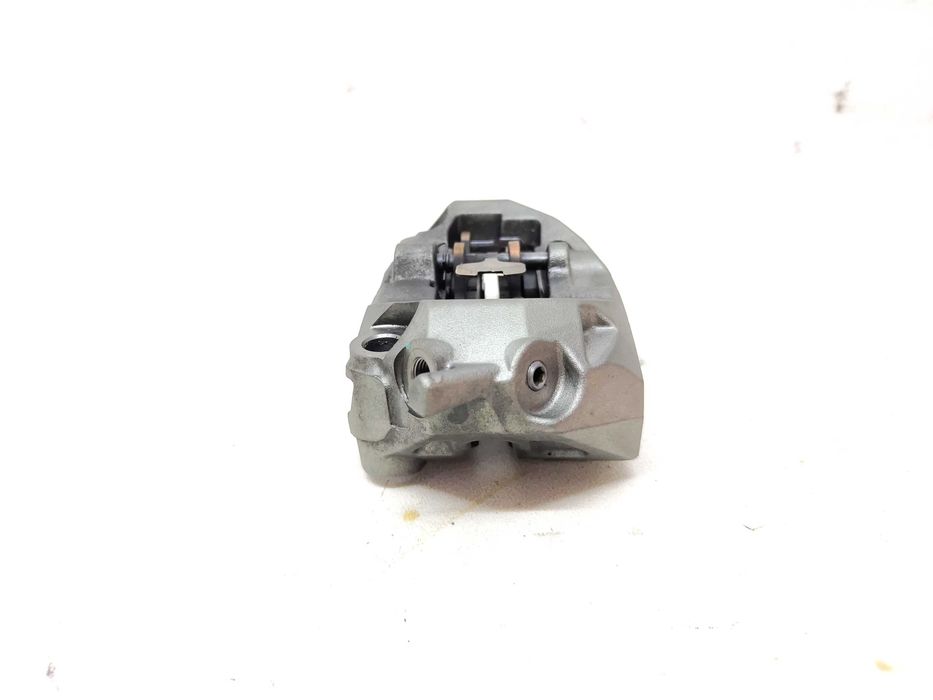 CF MOTO 450 SR Zacisk Hamulcowy Przedni Przód Brembo