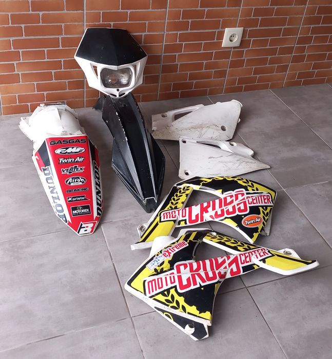 Kit plásticos gasgas