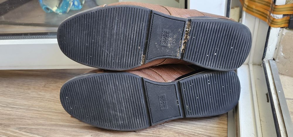 Boss buty skórzane męskie rozmiar 42 wkładka 28,5cm używane