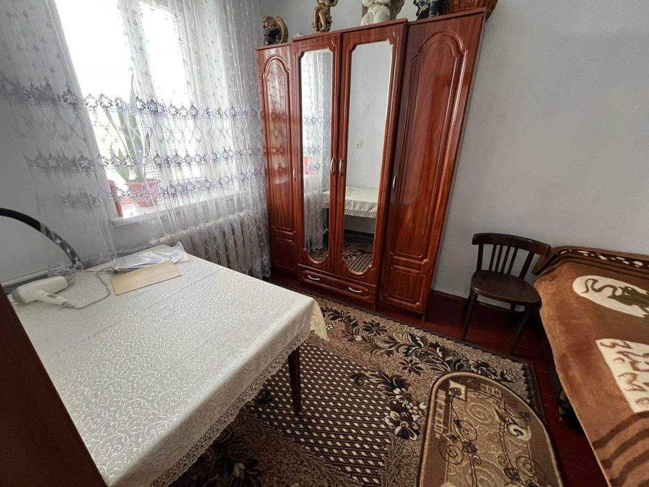 Продаж 2к квартири 38.5 кв. м., с. Сутиски