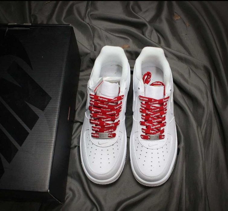 Air Force 1 Low Supreme Biały R.39