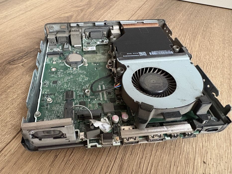 Hp 800 g5 desktop mini pc intel i5-9500 8GB RAM