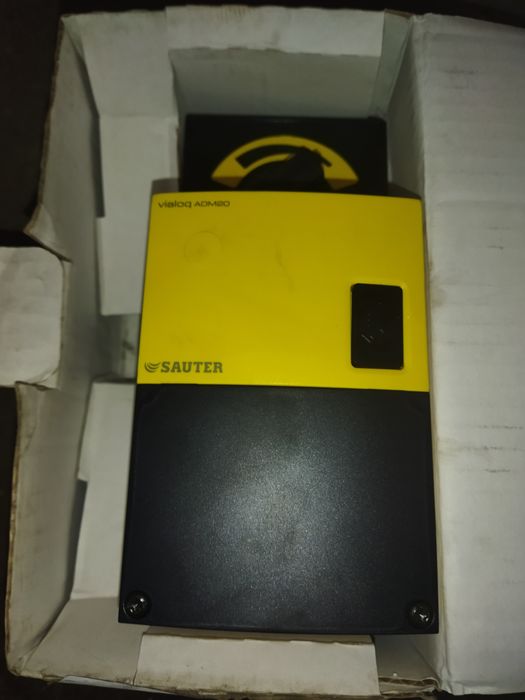Sauter ADM 322F122 Вращающийся привод с позиционером