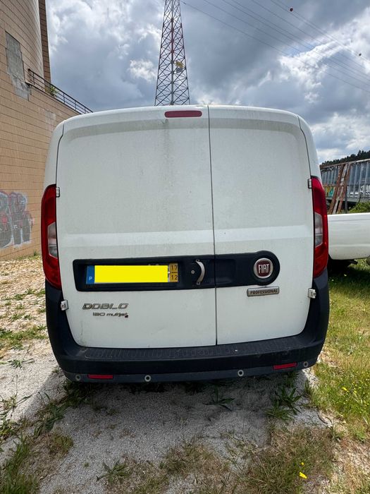 Fiat doblo 1.6 multijet 120 cv  3 lugares