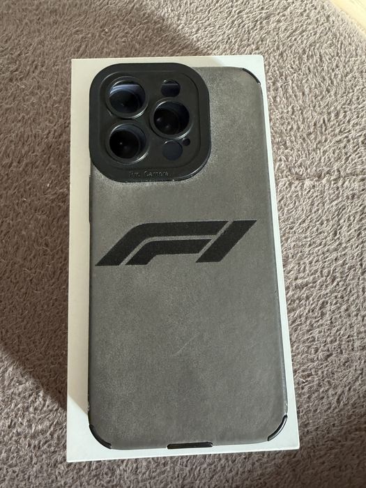 Iphone 15 Pro 256GB  87% baterii