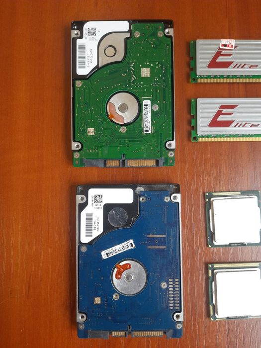 Память Elite Team Group 4gb DDR3, жёсткий диск Seagate 250гб  ноутбук